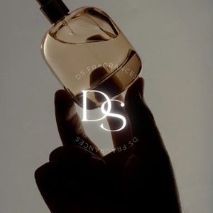 Meet your Posher, Ds company.